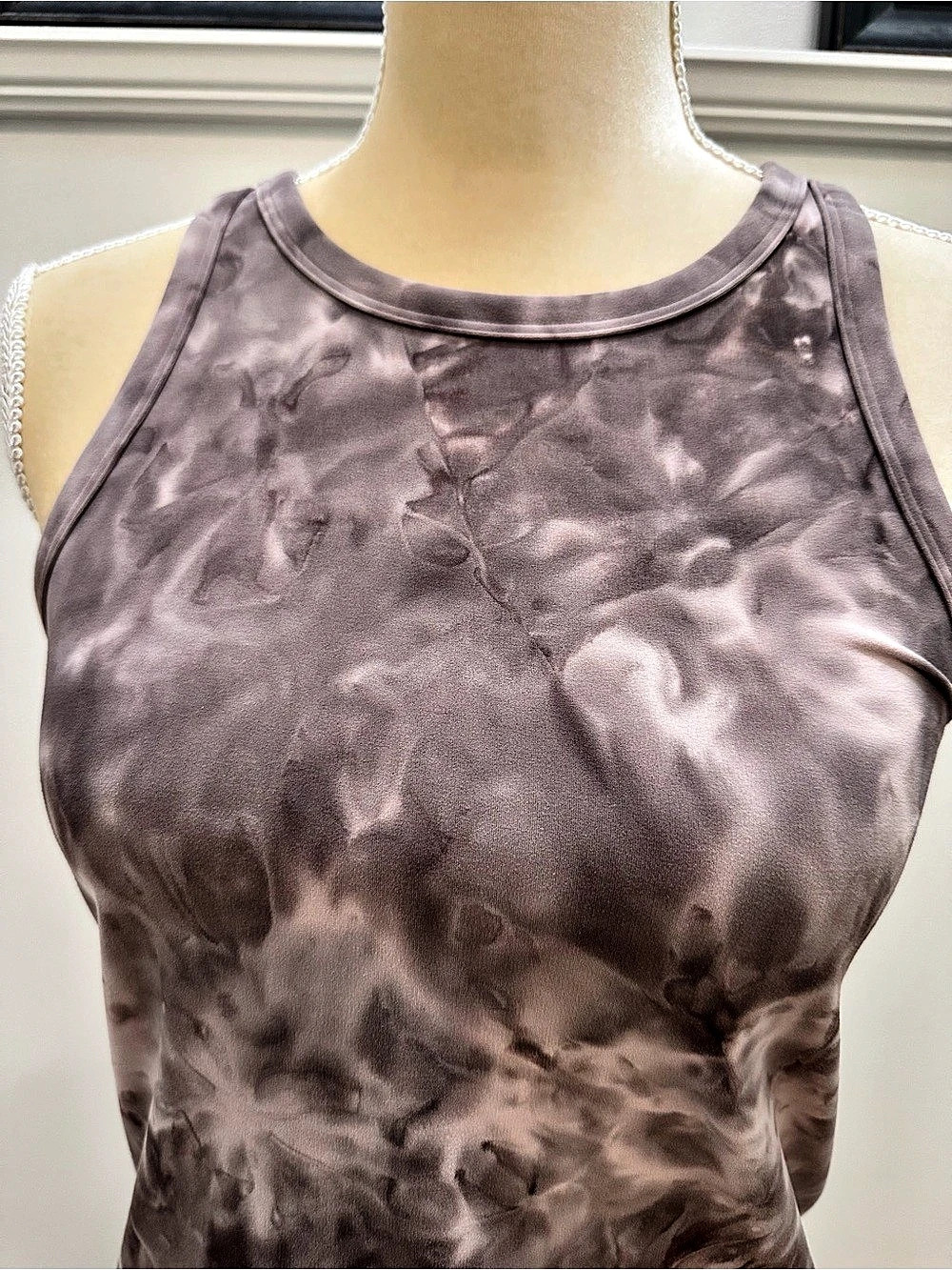 Lululemon Align Hip-Length Racerback Tie-Dye Tank Top Size 8 Like New - Picture 2 of 8